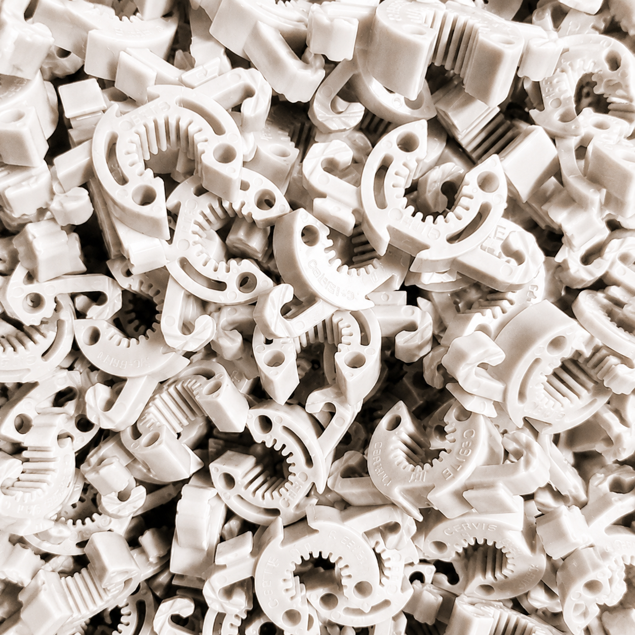 C-BITE Garden Stake Clips - Plant Support Connectors